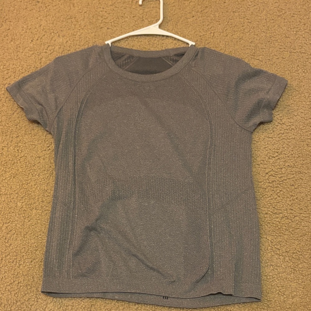 old navy athletic top
